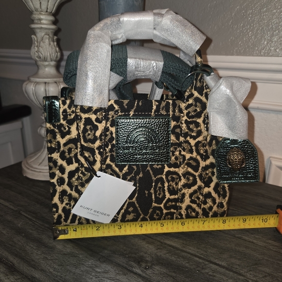 Kurt Geiger Leopard Print Handbag - Black and Gold Metalic Green. price Firm - Picture 3 of 10